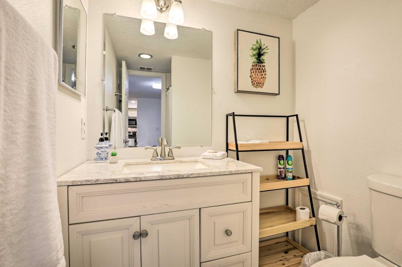 St Augustine Getaway With Porch 1 Block To Beach! 圣奥古斯丁 外观 照片